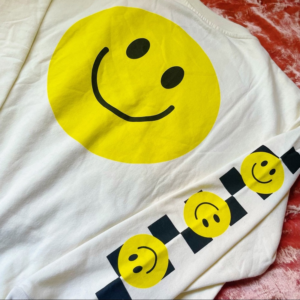 Graphic Happy Face Crewneck “Stay Smiling”